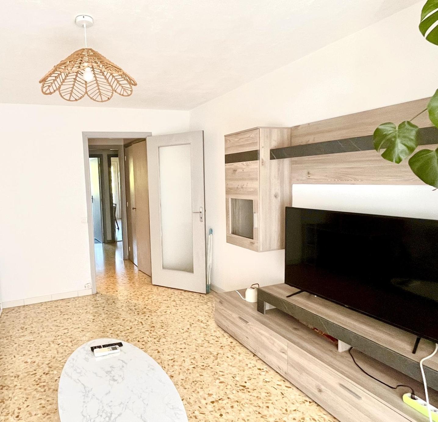 Antibes Home 2P 50M2 With Ac & Free Parking & 2 Balconies Esterno foto